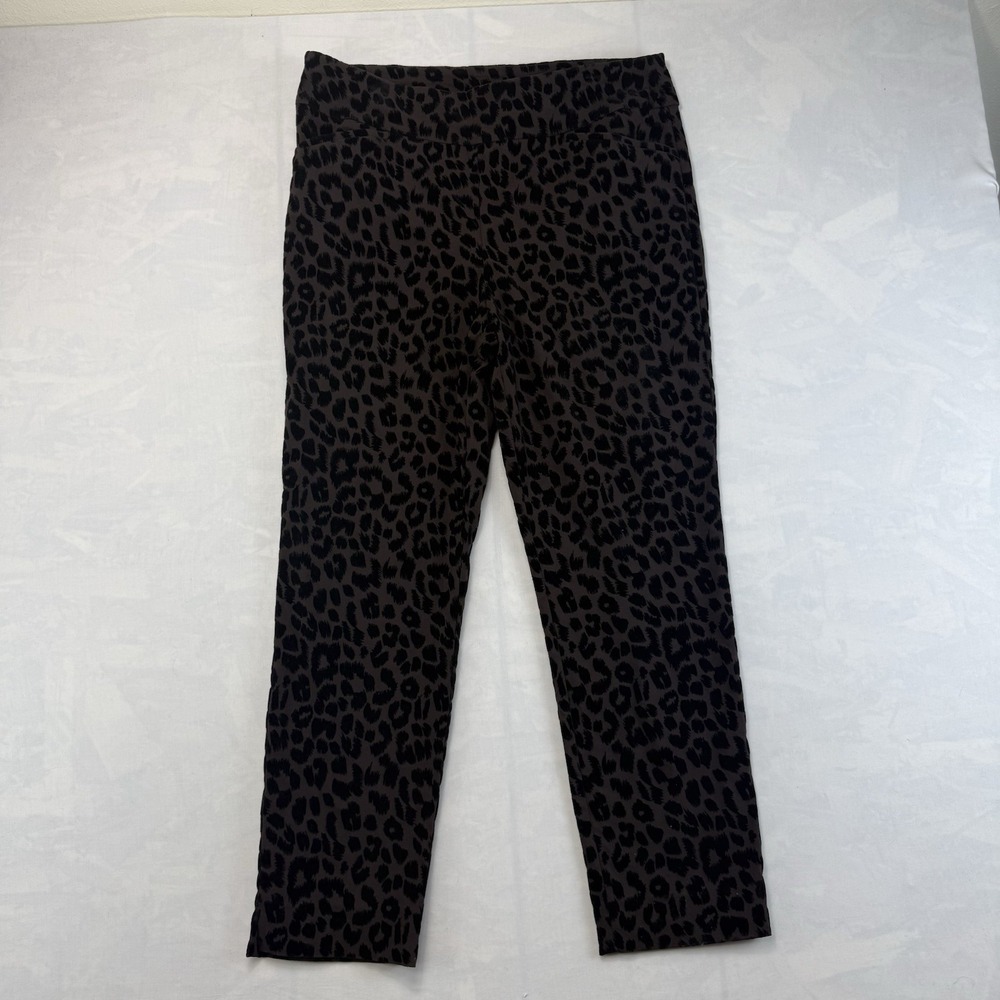 Chicos Perfect Stretch Leopard Print Pants Womens Medium Ankle Fuzzy